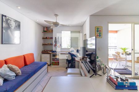 Sala de TV de apartamento à venda com 2 quartos, 88m² em Perdizes, São Paulo