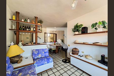 Sala de apartamento para alugar com 3 quartos, 85m² em Jardim Tejereba, Guarujá