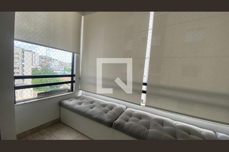 Sala 1 de apartamento para alugar com 3 quartos, 220m² em Buritis, Belo Horizonte