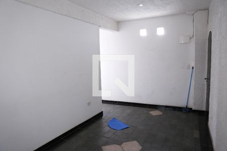 Sala de casa para alugar com 2 quartos, 65m² em Jaguará, São Paulo