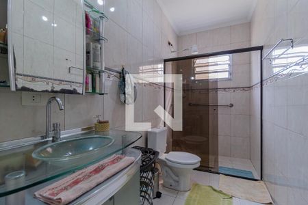 Casa à venda com 320m², 4 quartos e 2 vagas Casa à venda com 320m², 4 quartos e 2 vagasBanheiro