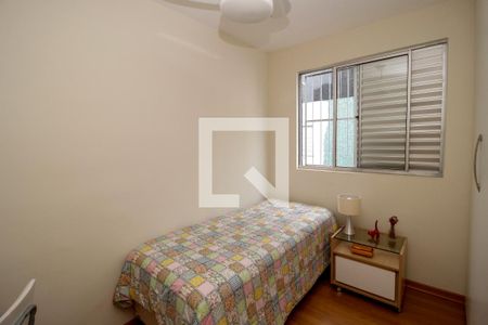 Quarto 1 de apartamento à venda com 2 quartos, 80m² em Santo Antônio, Belo Horizonte