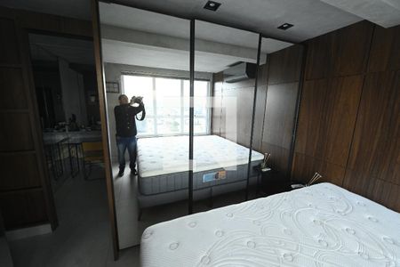 Apartamento para alugar com 110m², 1 quarto e 2 vagas Apartamento para alugar com 110m², 1 quarto e 2 vagasStudio