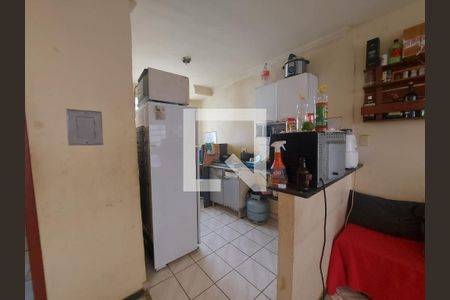 Cozinha de apartamento à venda com 2 quartos, 60m² em Parque Maracana, Contagem