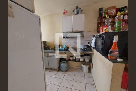 Cozinha de apartamento à venda com 2 quartos, 60m² em Parque Maracana, Contagem