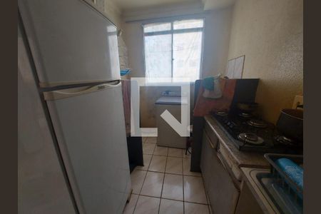 Cozinha de apartamento à venda com 2 quartos, 60m² em Parque Maracana, Contagem