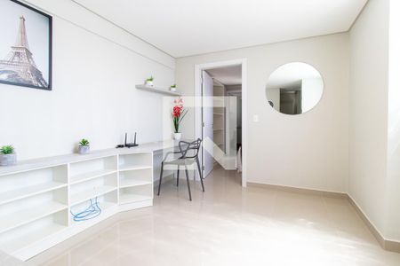 Sala/Cozinha de kitnet/studio para alugar com 1 quarto, 38m² em Centro, Curitiba