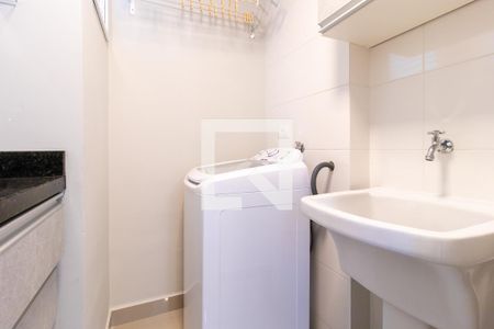 Cozinha e Área de Serviço de kitnet/studio para alugar com 1 quarto, 38m² em Centro, Curitiba