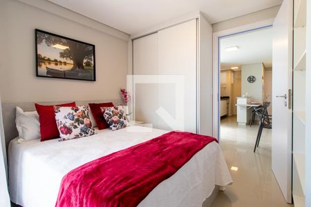 Quarto de kitnet/studio para alugar com 1 quarto, 38m² em Centro, Curitiba