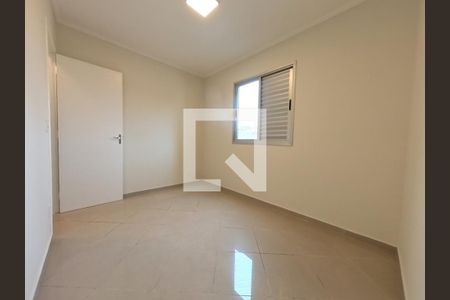 Quarto 1 de apartamento para alugar com 2 quartos, 48m² em Jardim Monjolo, São Paulo
