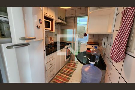 Cozinha de apartamento para alugar com 2 quartos, 65m² em Itacorubi, Florianópolis