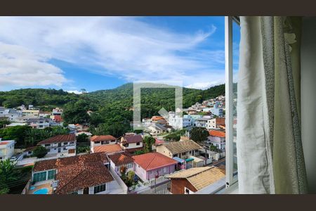 Sala - Vista de apartamento para alugar com 2 quartos, 65m² em Itacorubi, Florianópolis