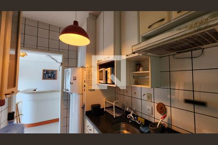 Cozinha de apartamento para alugar com 2 quartos, 65m² em Itacorubi, Florianópolis