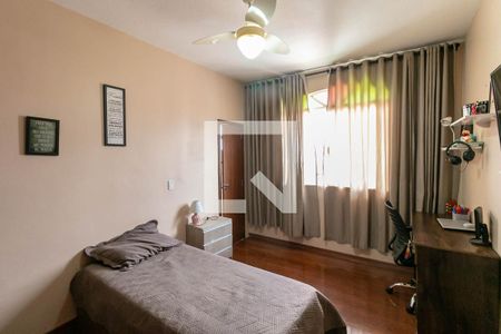 Quarto de apartamento à venda com 4 quartos, 120m² em Caiçaras, Belo Horizonte