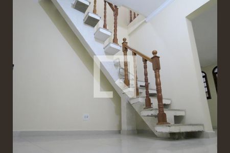 Sala de Estar - Escada de casa para alugar com 3 quartos, 170m² em Sítio Morro Grande, São Paulo