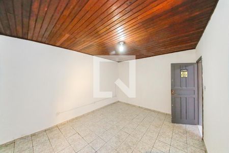 Quarto 2 de casa para alugar com 2 quartos, 95m² em Vila Ema, São Paulo