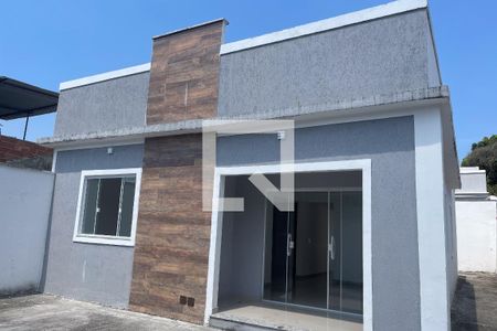 Fachada  de casa para alugar com 2 quartos, 80m² em Parque Uruguaiana, Duque de Caxias