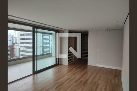 Apartamento à venda com 3 quartos, 380m² em Vila Nova Conceição, São Paulo