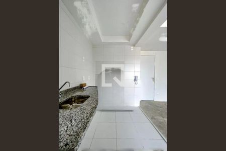 Apartamento à venda com 3 quartos, 72m² em Vila Firmiano Pinto, São Paulo