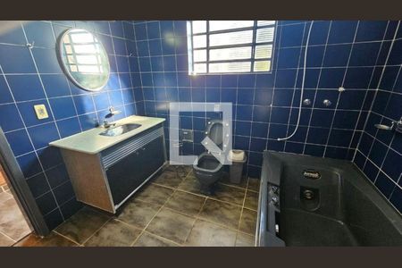 Casa à venda com 3 quartos, 326m² em Vila Nogueira, Campinas