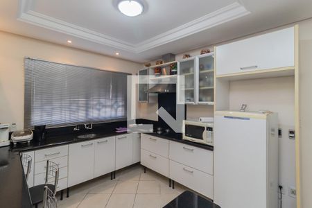Sala/Cozinha de casa à venda com 4 quartos, 300m² em Igara, Canoas