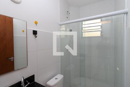 Banheiro de kitnet/studio para alugar com 1 quarto, 30m² em Vila Leonor, São Paulo