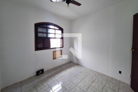 Quarto 1 de casa de condomínio para alugar com 6 quartos, 500m² em Badu, Niterói