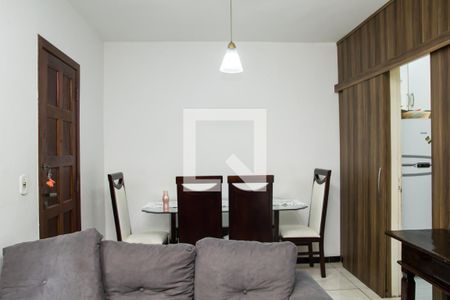 Sala de apartamento à venda com 3 quartos, 56m² em Sagrada Família, Belo Horizonte