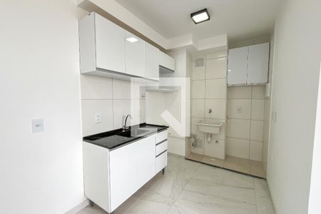 Cozinha e Área de Serviço de apartamento para alugar com 2 quartos, 36m² em Freguesia do Ó, São Paulo