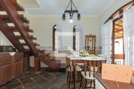 Sala de casa à venda com 3 quartos, 346m² em Vila Carlito, Campinas