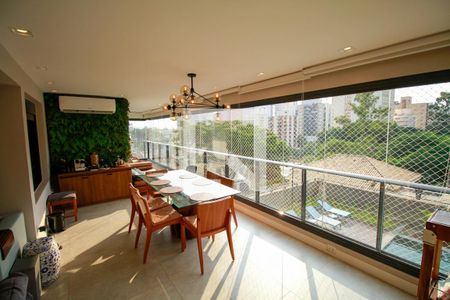 Varanda gourmet de apartamento à venda com 3 quartos, 118m² em Cerqueira César, São Paulo