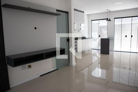 Sala e Cozinha de casa de condomínio à venda com 3 quartos, 70m² em Vila Nilo, São Paulo