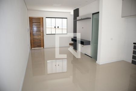 Casa de condomínio à venda com 70m², 3 quartos e 1 vagaSala e Cozinha