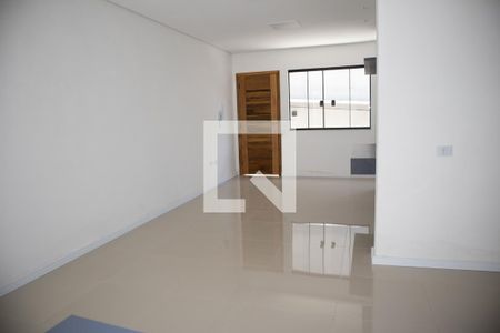 Casa de condomínio à venda com 70m², 3 quartos e 1 vagaSala e Cozinha