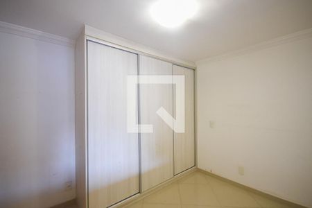 Quarto 1 de casa para alugar com 3 quartos, 82m² em Vila Sonia, São Paulo