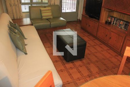 Sala de casa para alugar com 3 quartos, 180m² em Vila Rosália, Guarulhos