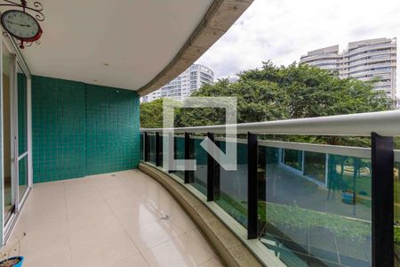 Varanda de apartamento para alugar com 4 quartos, 127m² em Barra da Tijuca, Rio de Janeiro