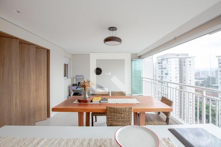 VARANDA GOURMET de apartamento para alugar com 3 quartos, 136m² em Barra Funda, São Paulo