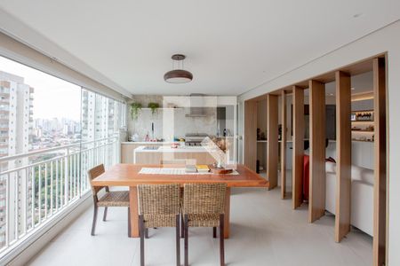 VARANDA GOURMET de apartamento à venda com 3 quartos, 136m² em Barra Funda, São Paulo