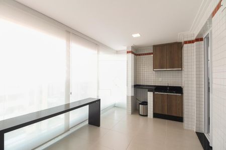 Varanda  de apartamento à venda com 3 quartos, 105m² em Vila Zilda, São Paulo