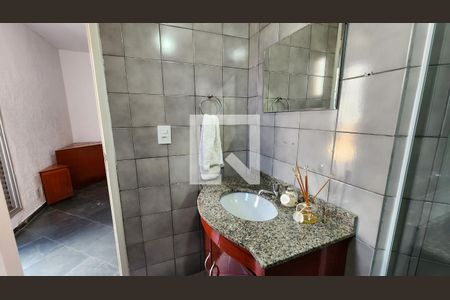 Apartamento à venda com 120m², 3 quartos e 2 vagas Apartamento à venda com 120m², 3 quartos e 2 vagasBanheiro da Suíte