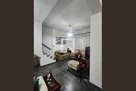Casa à venda com 5 quartos, 205m² em Nova Petrópolis, São Bernardo do Campo