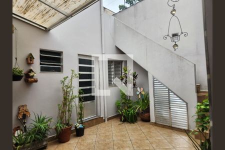 Casa à venda com 5 quartos, 205m² em Nova Petrópolis, São Bernardo do Campo