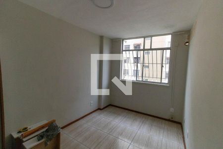 Quarto 2 de apartamento para alugar com 2 quartos, 55m² em Santa Rosa, Niterói