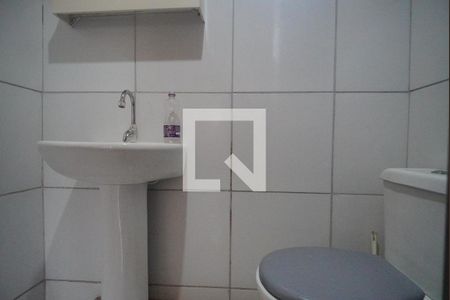 Banheiro de apartamento à venda com 2 quartos, 58m² em Santo Afonso, Novo Hamburgo