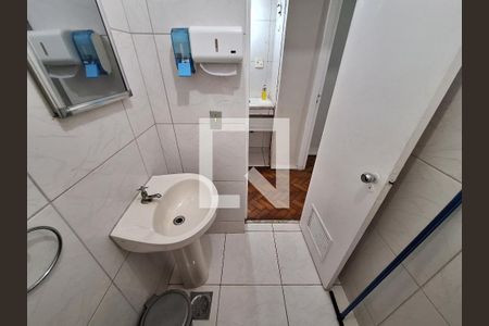 Banheiro de apartamento para alugar com 1 quarto, 34m² em Centro, Rio de Janeiro