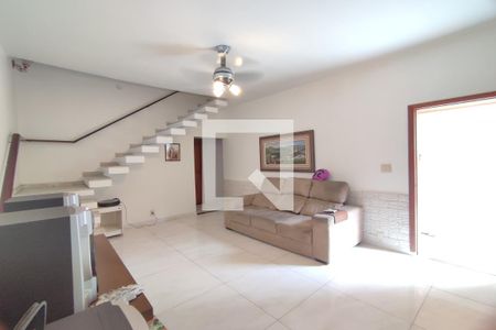 1º Pav - Sala de casa de condomínio à venda com 3 quartos, 256m² em Taquara, Rio de Janeiro