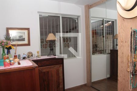 Quarto de apartamento à venda com 3 quartos, 110m² em São João Batista, Belo Horizonte