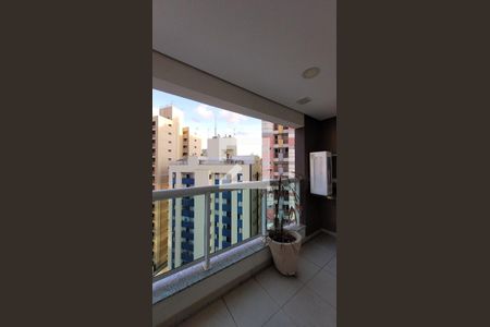 Varanda da Sala de apartamento para alugar com 2 quartos, 65m² em Botafogo, Campinas