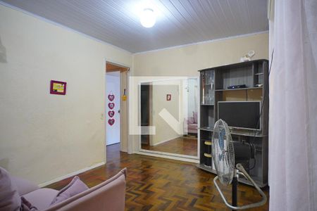 Sala  de casa à venda com 3 quartos, 150m² em Rubem Berta, Porto Alegre